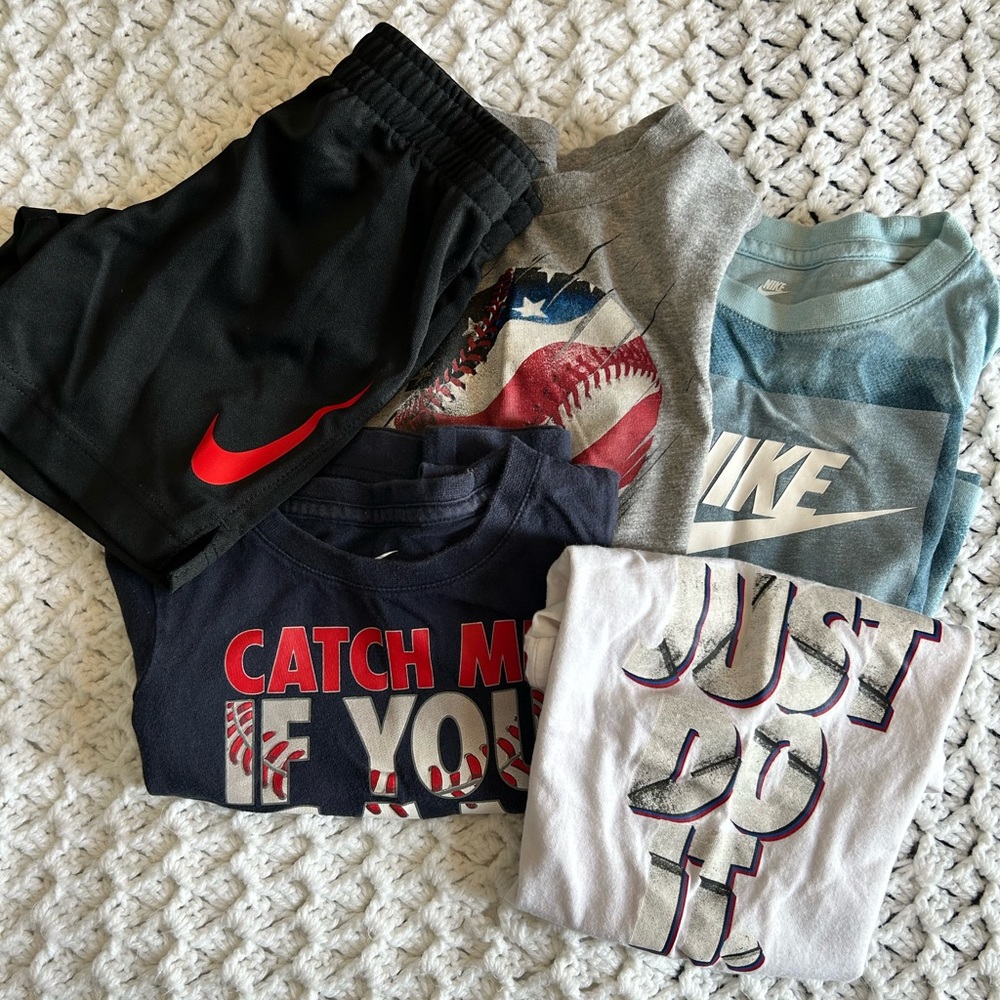 Boys Nike bundle